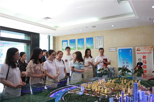 走進“老馬工作室”，向優(yōu)秀黨員學習——重慶中拓黨支部開展主題黨日活動