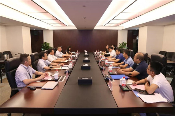 湖南湘投控股集團(tuán)副總經(jīng)理郭平一行到我司考察交流