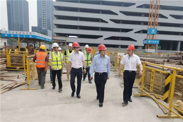 公司黨委書記、董事長袁仁軍一行調(diào)研總部大樓項目