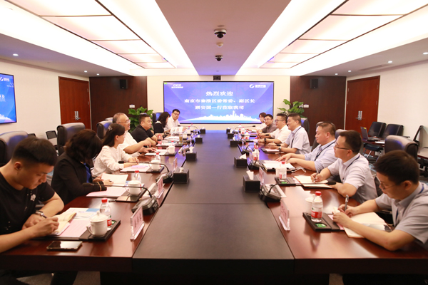 南京市秦淮區(qū)委常委、副區(qū)長顧安國一行到訪我司