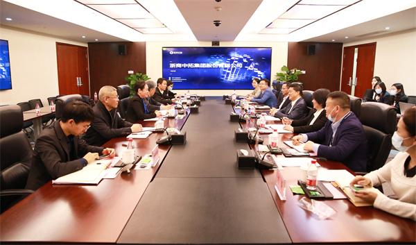 集團公司專職外部董事閆壇香一行到我司開展專題調研