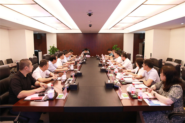 廣西交投商貿(mào)董事長(zhǎng)唐修益一行到訪我司