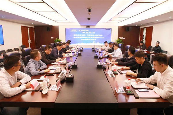 灌南縣委常委、常務(wù)副縣長(zhǎng)張衛(wèi)峰一行到訪我司