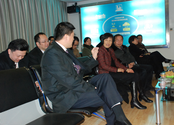 集團(tuán)周冠女總經(jīng)理考察大家物聯(lián)