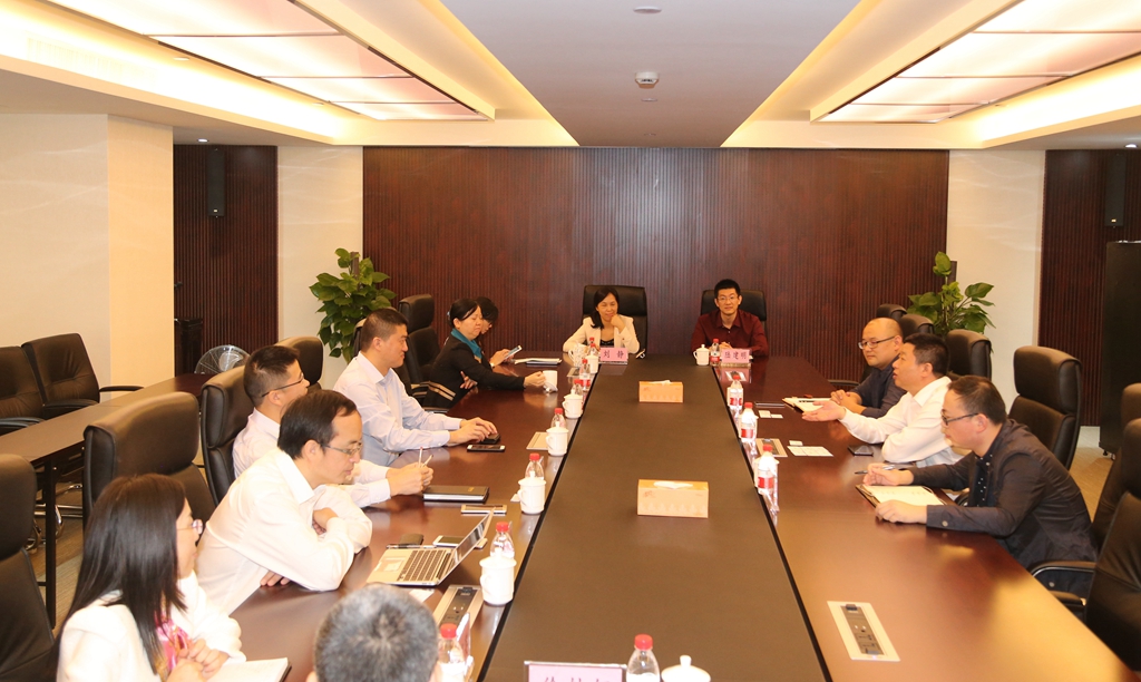 杭州市下城區(qū)朝暉街道何政祥書記一行到公司走訪