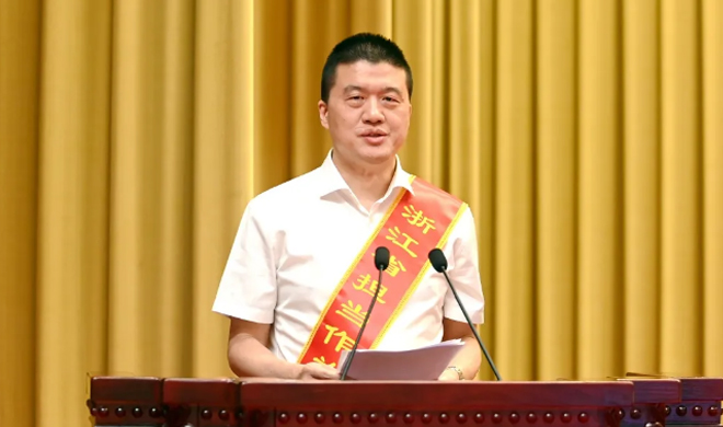 用好每一分鐘，去拓市場闖新路——記浙商中拓集團股份有限公司黨委書記、董事長袁仁軍